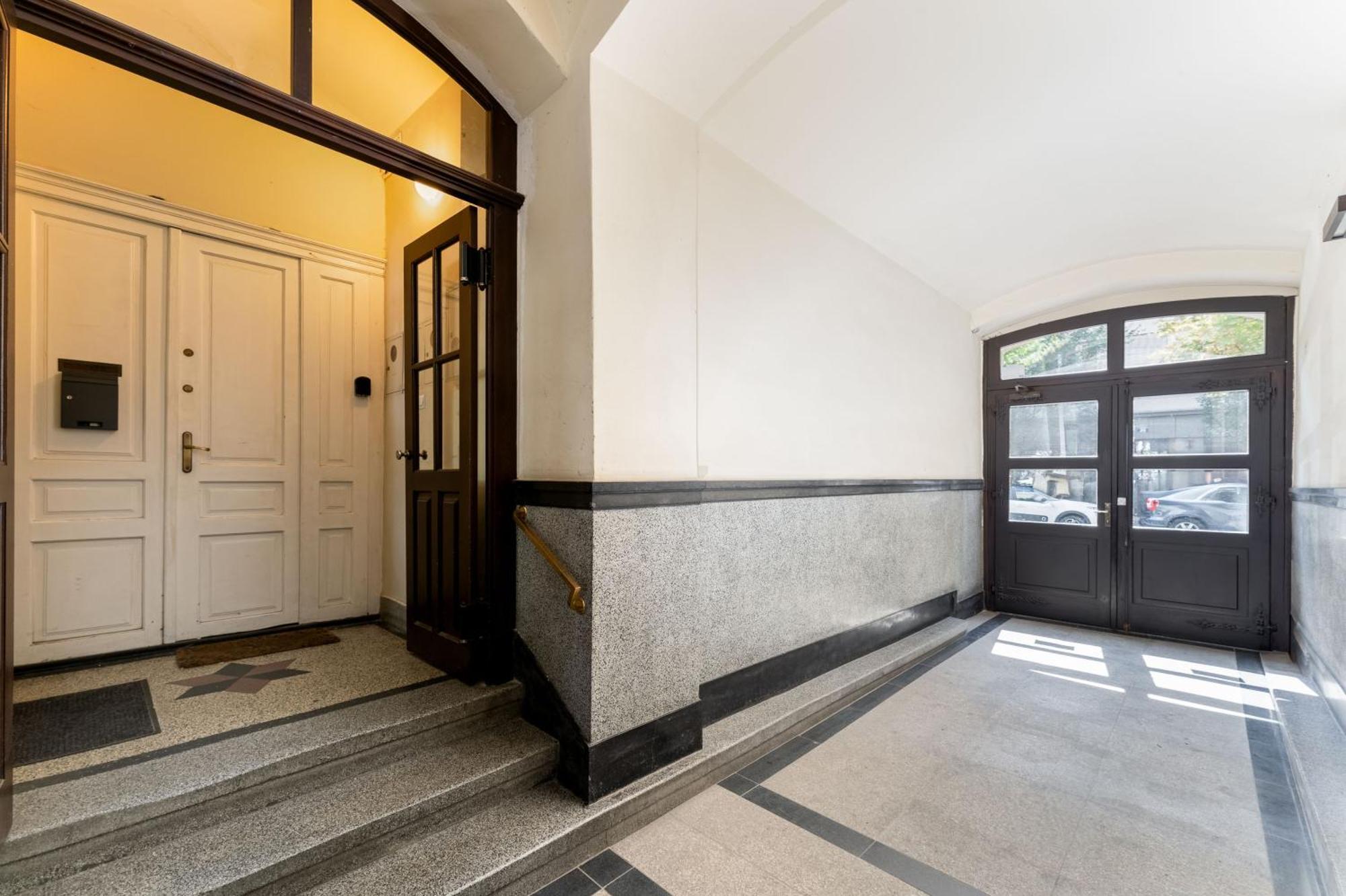 Old Town Spacious Apartment クラクフ エクステリア 写真